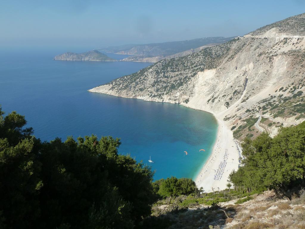 White Villas Douneika  Bagian luar foto
